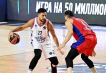 Efes prvi finalist Eurolige, Simon dvocifren!